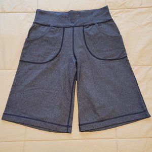 Lululemon FLARED SHORT